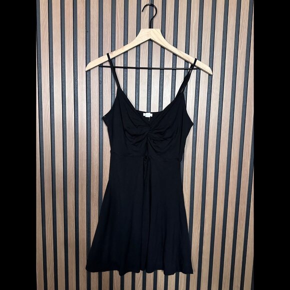Garage Dress Small Black Fabric Stretch Sleeveless Front Twist Intimate Camisole - Picture 1 of 6